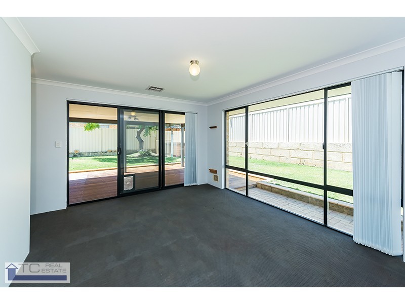 26 Macalpine Rtt, Kinross WA 6028