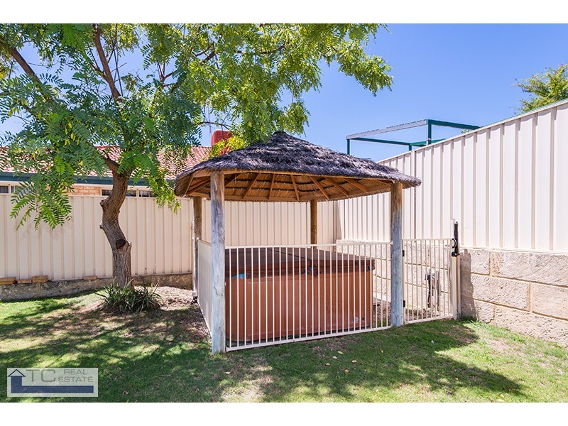 26 Macalpine Rtt, Kinross WA 6028