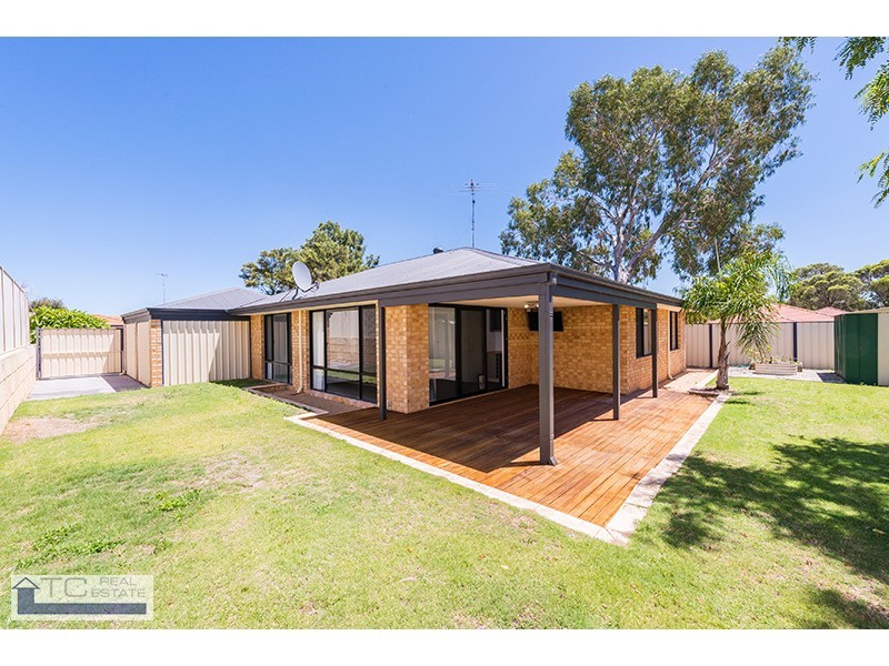 26 Macalpine Rtt, Kinross WA 6028