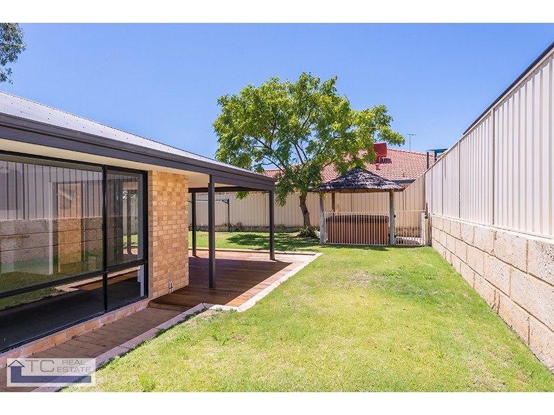 26 Macalpine Rtt, Kinross WA 6028