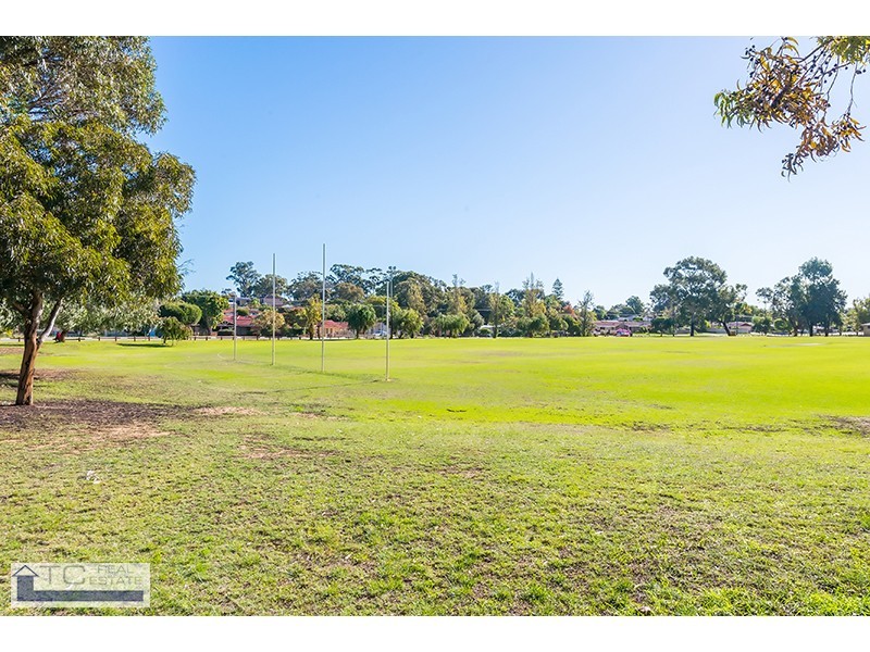 30A The Circle, Warwick WA 6024