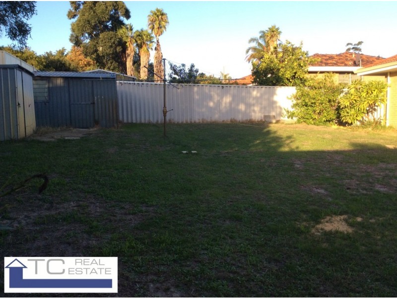 7 Templeton Crescent, Girrawheen WA 6064