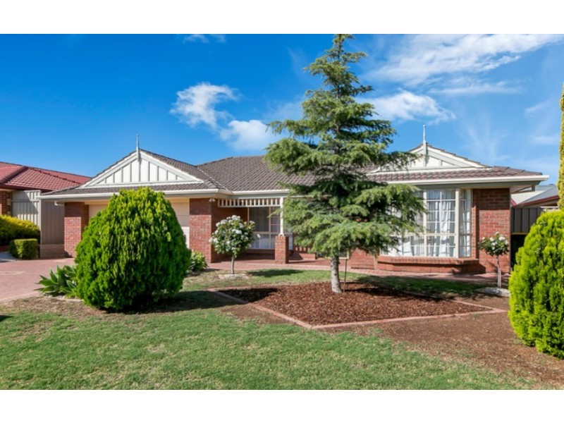 16 Carlislie Court, Hallett Cove SA 5158