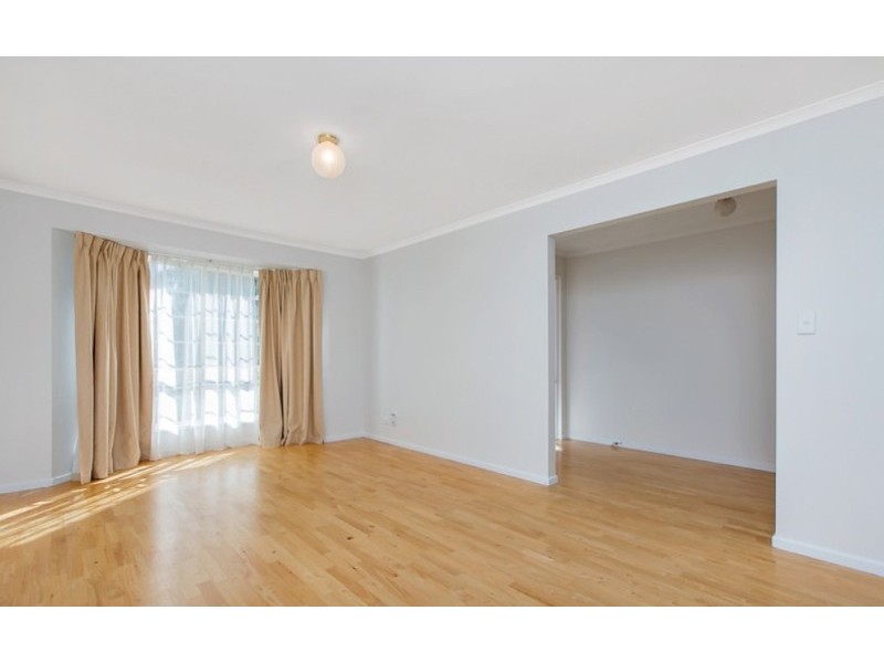 16 Carlislie Court, Hallett Cove SA 5158