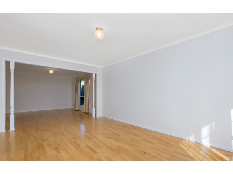 16 Carlislie Court, Hallett Cove SA 5158