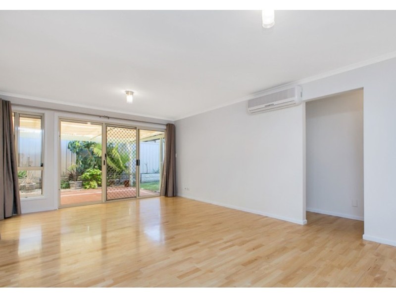 16 Carlislie Court, Hallett Cove SA 5158