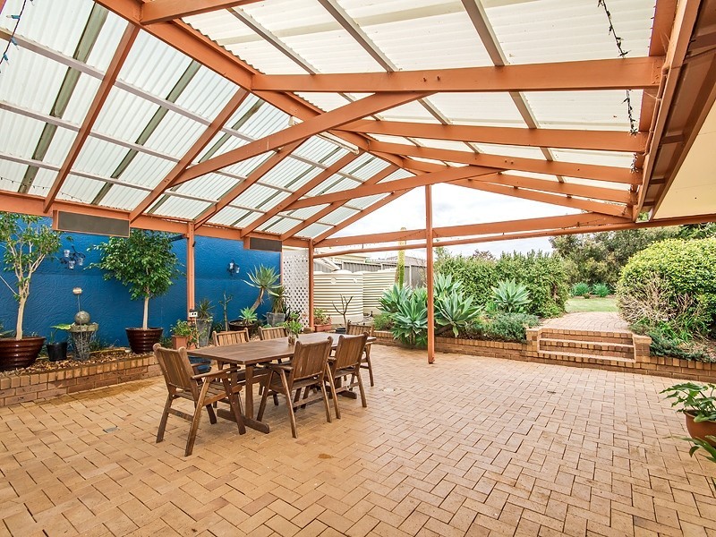 9 CURTIN COURT, Trott Park SA 5158