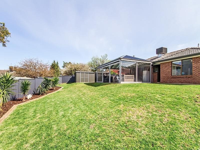 8 DARGI COURT, Trott Park SA 5158