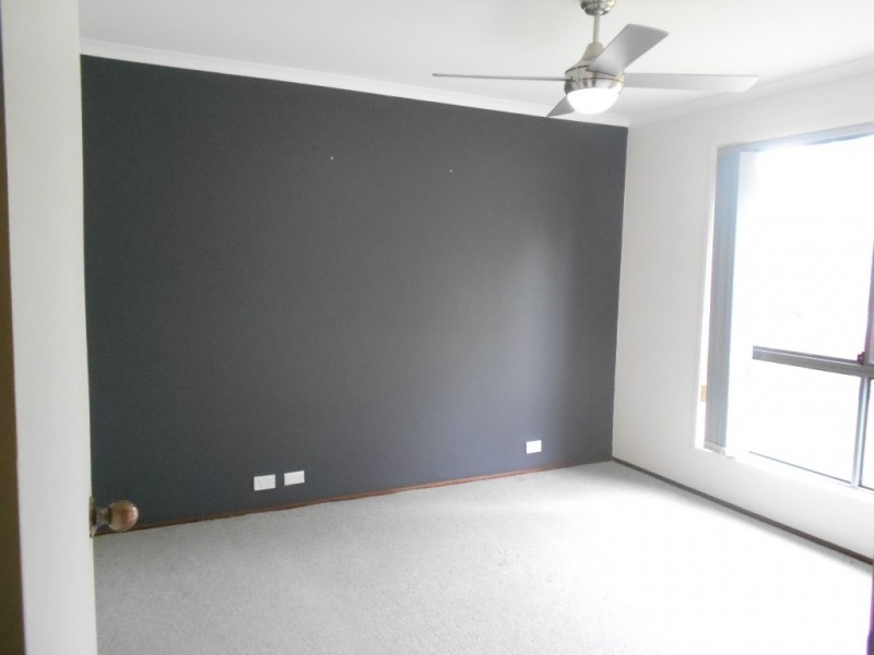 8 YOUNG STREET, Trott Park SA 5158