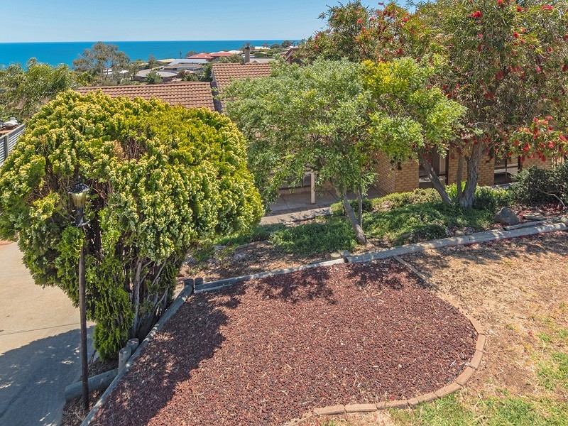 13 KURRAMBI CRESCENT, Hallett Cove SA 5158