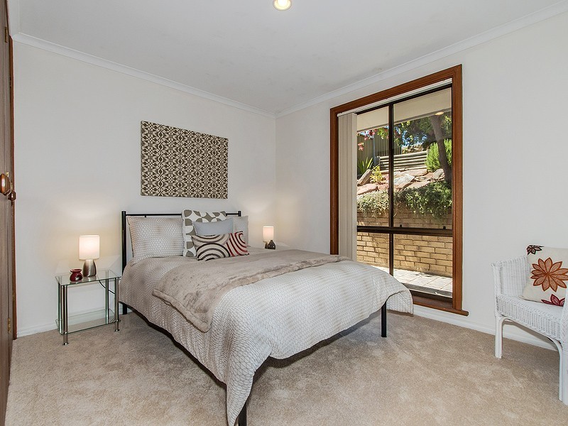 13 KURRAMBI CRESCENT, Hallett Cove SA 5158