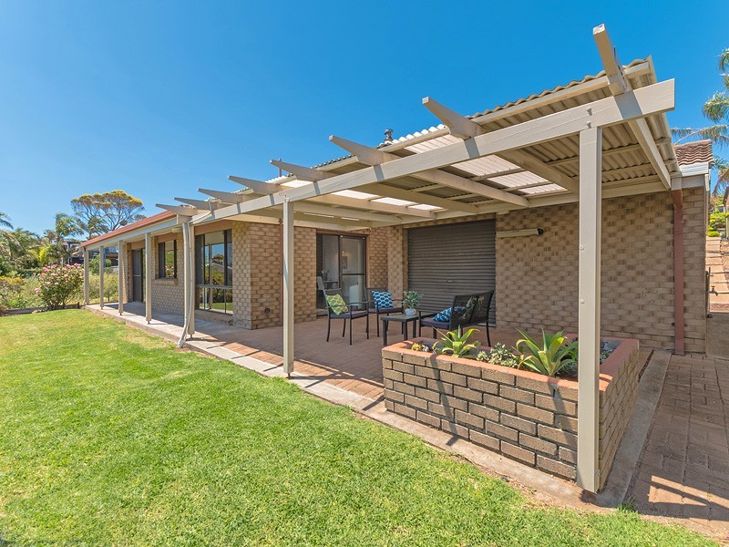 13 KURRAMBI CRESCENT, Hallett Cove SA 5158