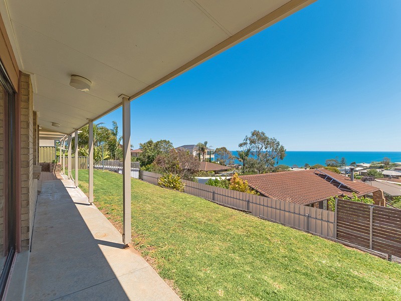 13 KURRAMBI CRESCENT, Hallett Cove SA 5158