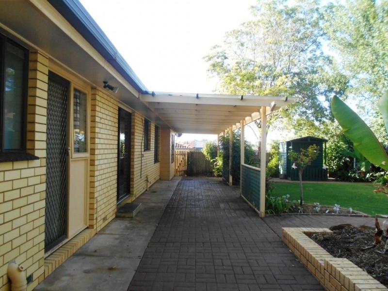 12 CAMILLE STREET, Hallett Cove SA 5158