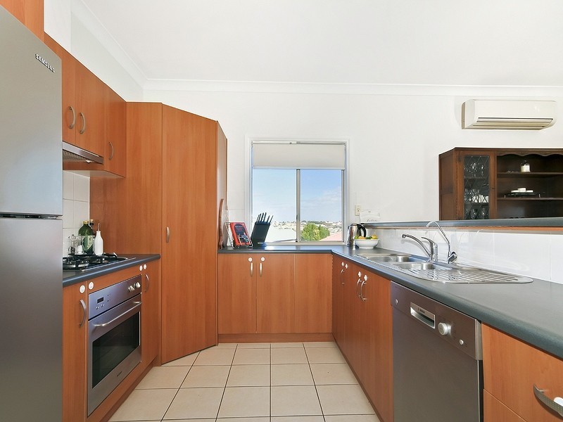 29 ELIZABETH CRESCENT, Hallett Cove SA 5158