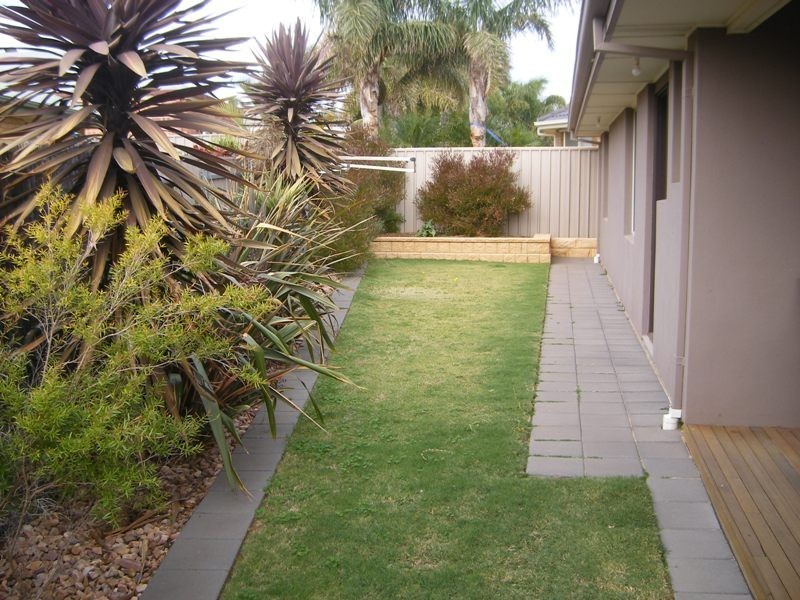 3 Carlisle Court, Hallett Cove SA 5158