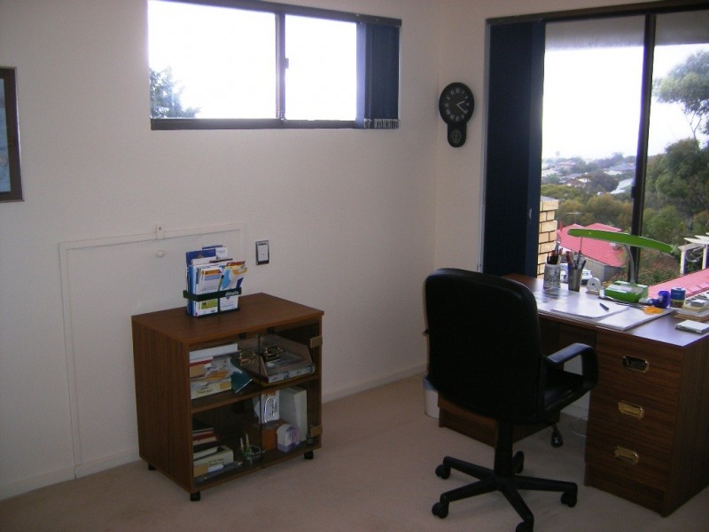 6 Thermopylae Crescent, Hallett Cove SA 5158