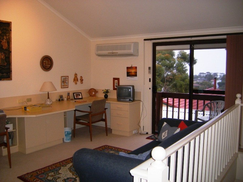 6 Thermopylae Crescent, Hallett Cove SA 5158