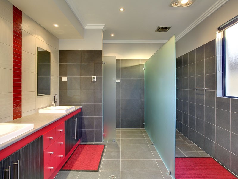 32 PARKVIEW STREET, Burton SA 5110