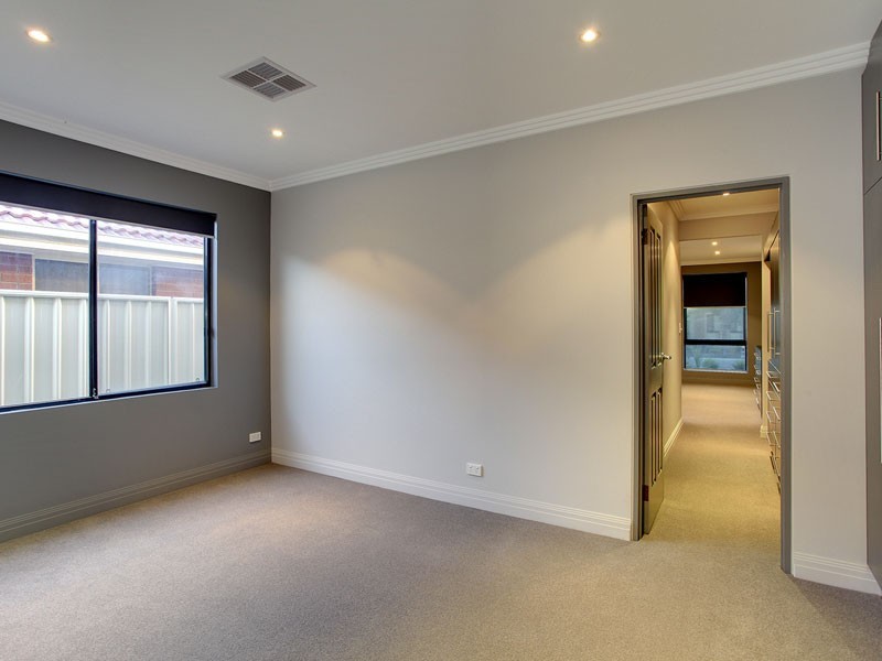 32 PARKVIEW STREET, Burton SA 5110