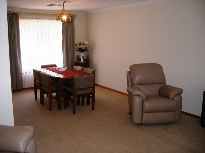6 Zwerner Drive, Hallett Cove SA 5158