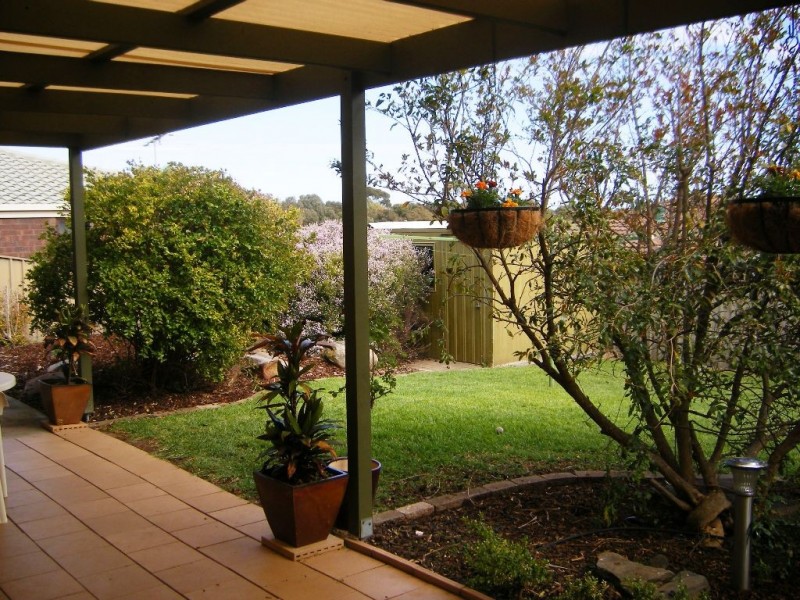 6 Zwerner Drive, Hallett Cove SA 5158
