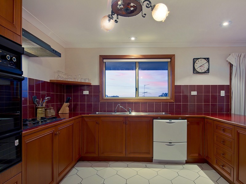 5 Gannet Court, Hallett Cove SA 5158