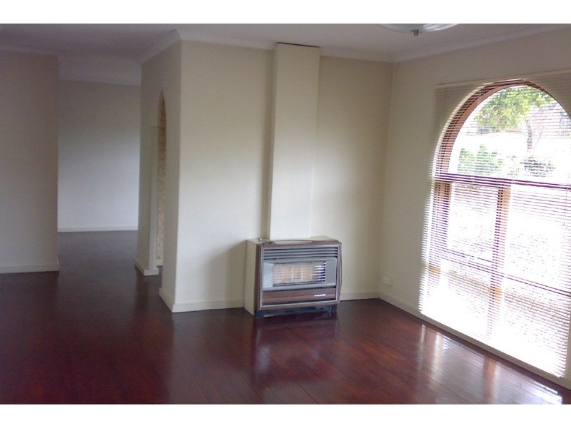 26 GEORGE AVENUE, Hackham SA 5163