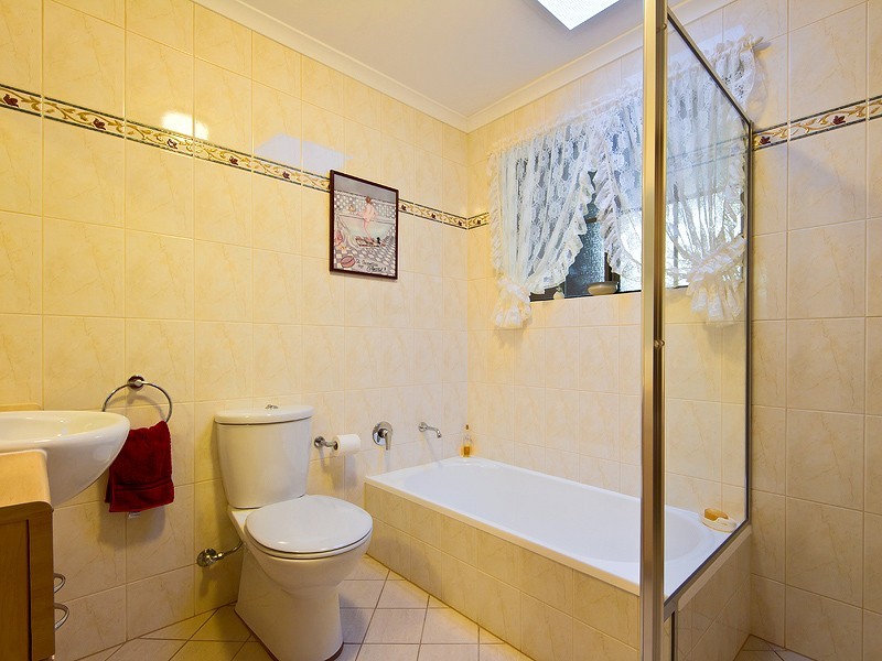 20 Kurrambi Crescent, Hallett Cove SA 5158