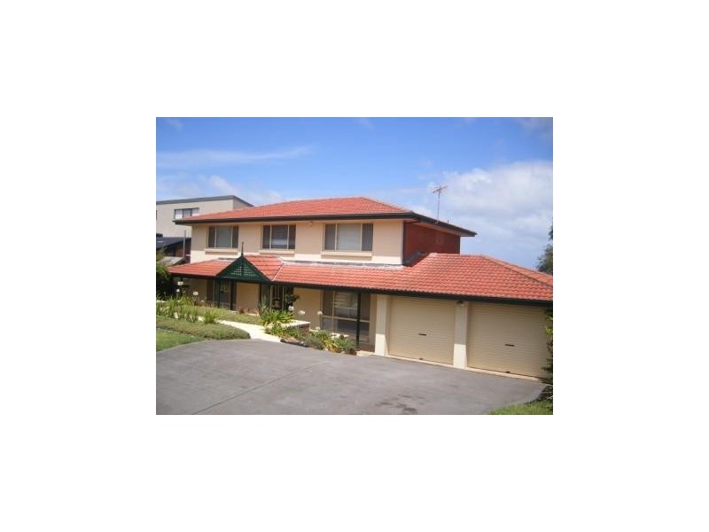 33 Coorabie Crescent, Hallett Cove SA 5158