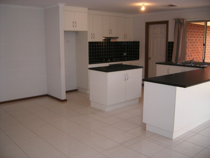 10 COAST GUARD ROAD, Seaford Meadows SA 5169