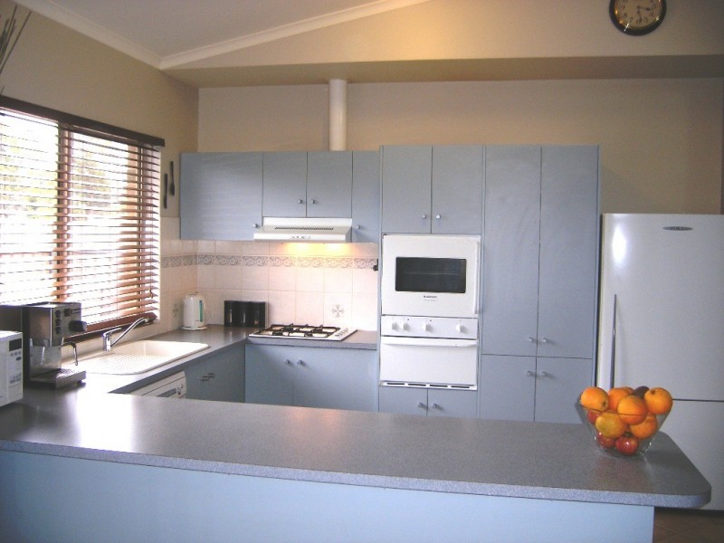 21 BROOKS CIRCUIT, Woodcroft SA 5162