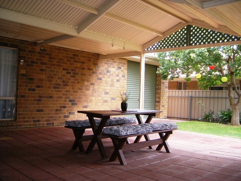 21 BROOKS CIRCUIT, Woodcroft SA 5162