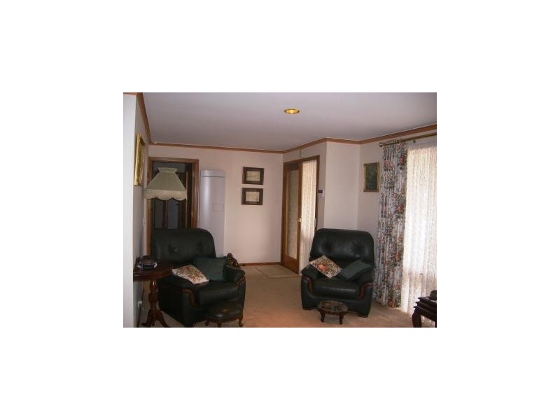 25 HEYSEN DRIVE, Sheidow Park SA 5158