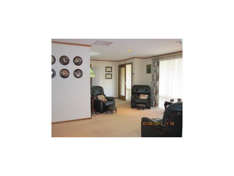 25 HEYSEN DRIVE, Sheidow Park SA 5158