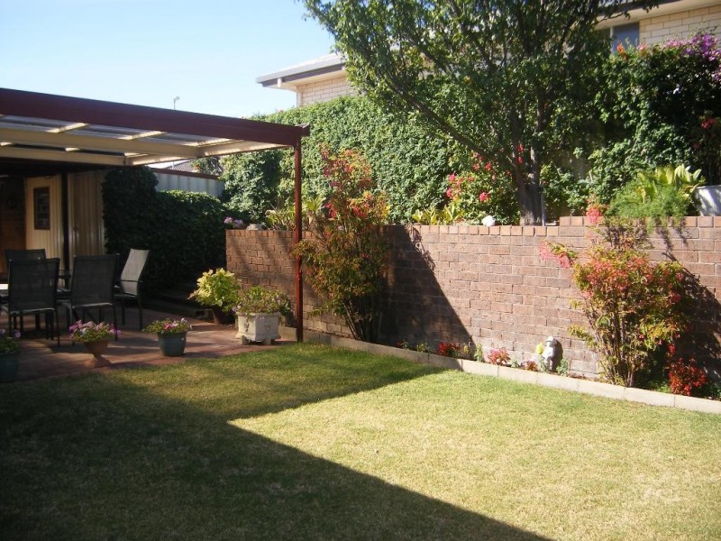 4 Resolute Crescent, Hallett Cove SA 5158