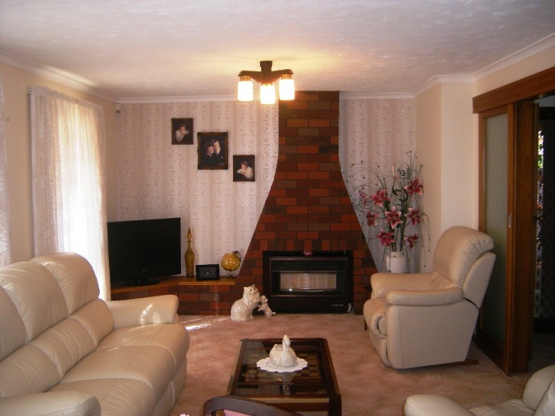 4 Resolute Crescent, Hallett Cove SA 5158