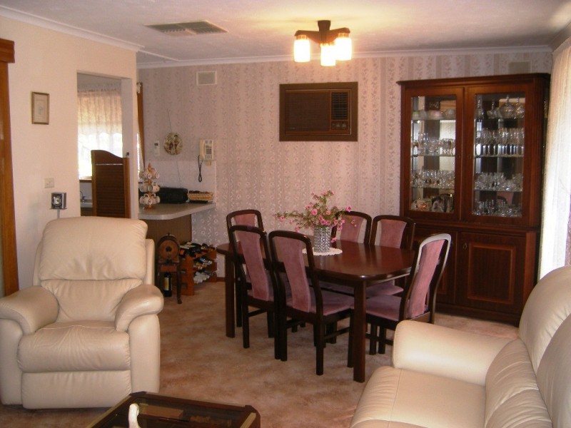 4 Resolute Crescent, Hallett Cove SA 5158