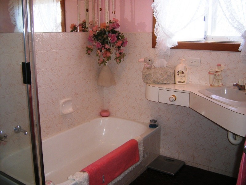 4 Resolute Crescent, Hallett Cove SA 5158