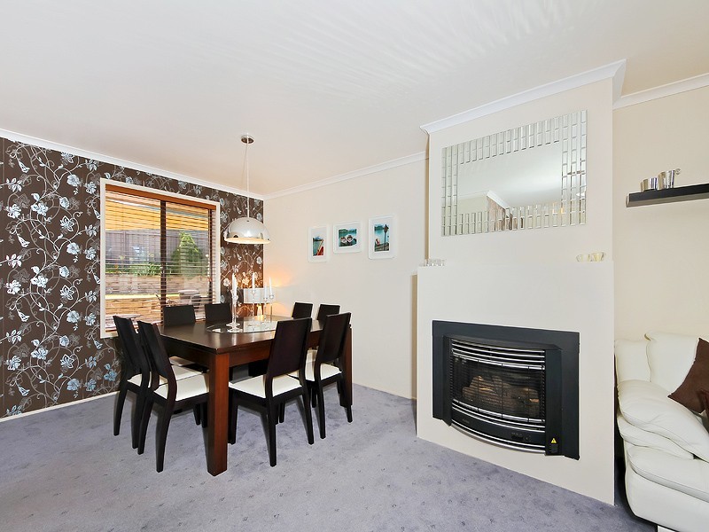 11 Lyons Cct, Trott Park SA 5158