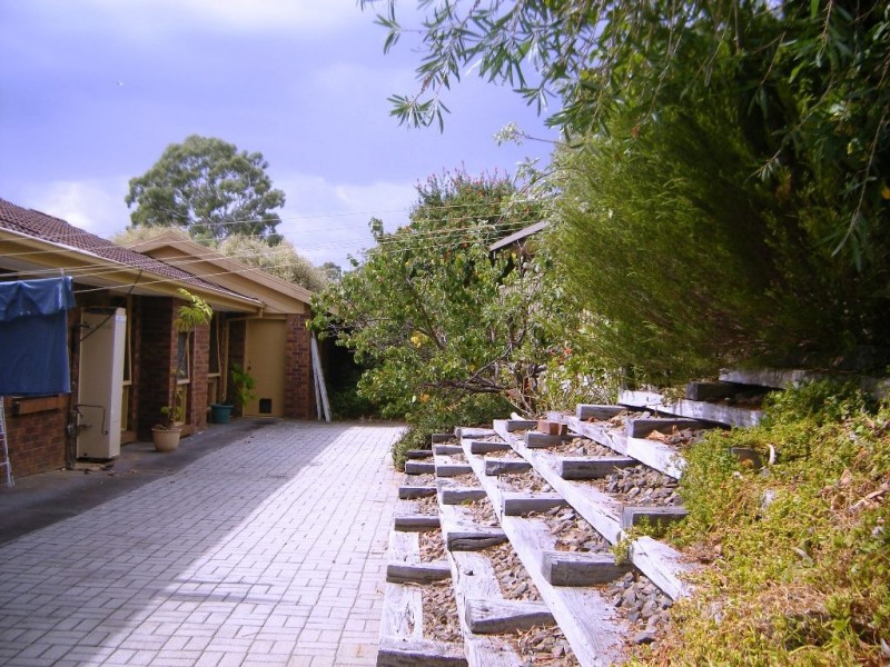 17 LOTUS DRIVE, Aberfoyle Park SA 5159