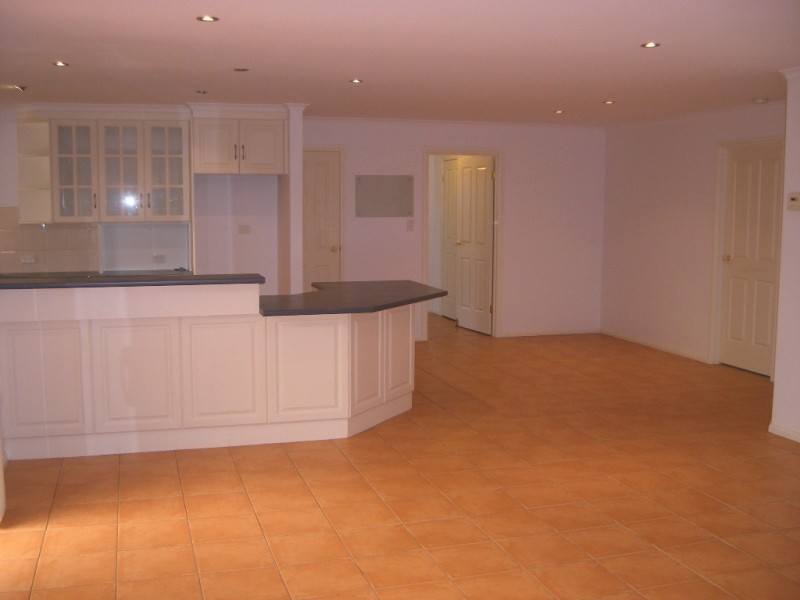 8 Opala Court, Hallett Cove SA 5158