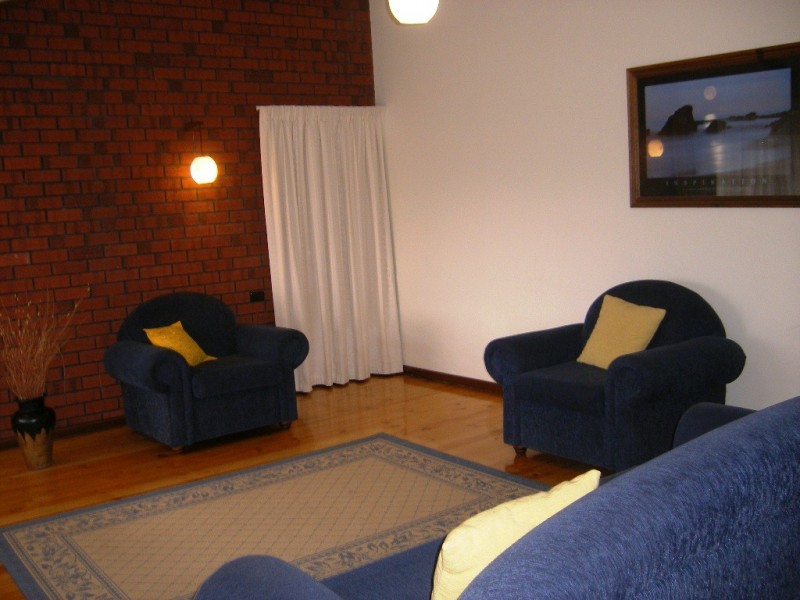 1 LIVONIA STREET, Hallett Cove SA 5158