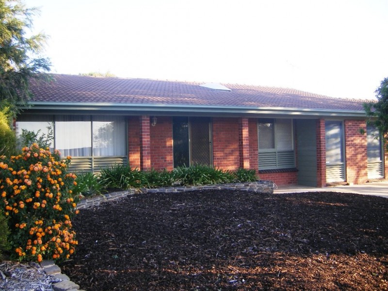 1 LIVONIA STREET, Hallett Cove SA 5158