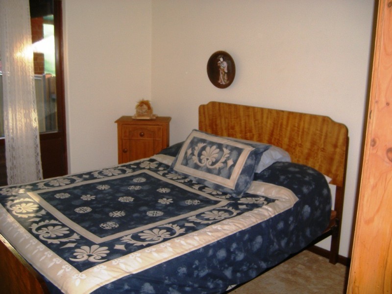 1 LIVONIA STREET, Hallett Cove SA 5158