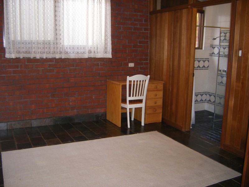 1 LIVONIA STREET, Hallett Cove SA 5158