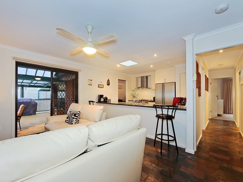44 Oakvale Way, Hallett Cove SA 5158