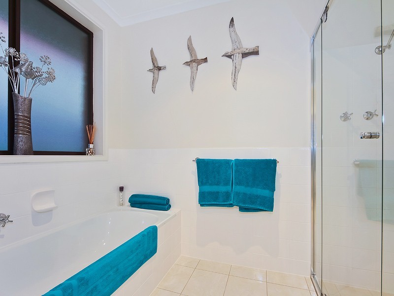 44 Oakvale Way, Hallett Cove SA 5158