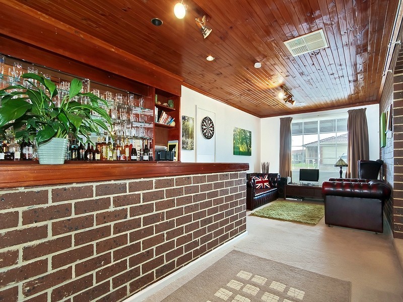 25 Caprice Street, Hallett Cove SA 5158