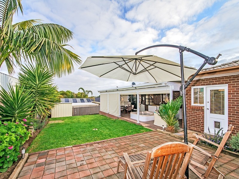 25 Caprice Street, Hallett Cove SA 5158